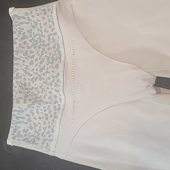 Aurum Activewear Set - blue grey leopard - Picture 5 of 10